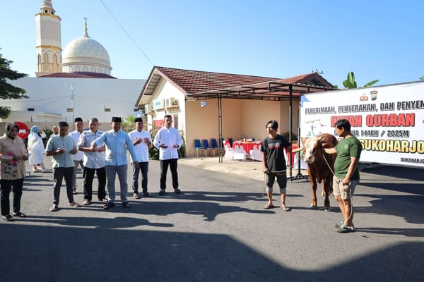 Polres Sukoharjo Sembelih 3 Sapi dan 23 Kambing, Salurkan Daging ke Masyarakat