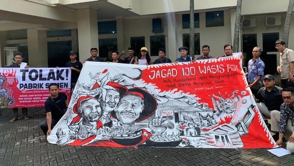 Warga Pracimantoro Geruduk DLHK Jateng Tolak Pembangunan Pabrik Semen