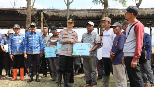 Sinergi Polresta Malang Kota dan Forkopimda: Bantuan Pertanian Disalurkan ke Petani