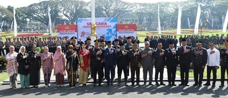 Kapolresta Malang Kota Pimpin Upacara Bhayangkara: Polri Hadir untuk Melayani, Bukan Ditakuti
