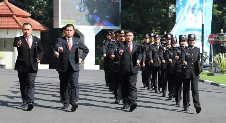 Peringati Hari Bhayangkara ke-79, Kapolresta Malang Kota Apresiasi Kinerja Anggota