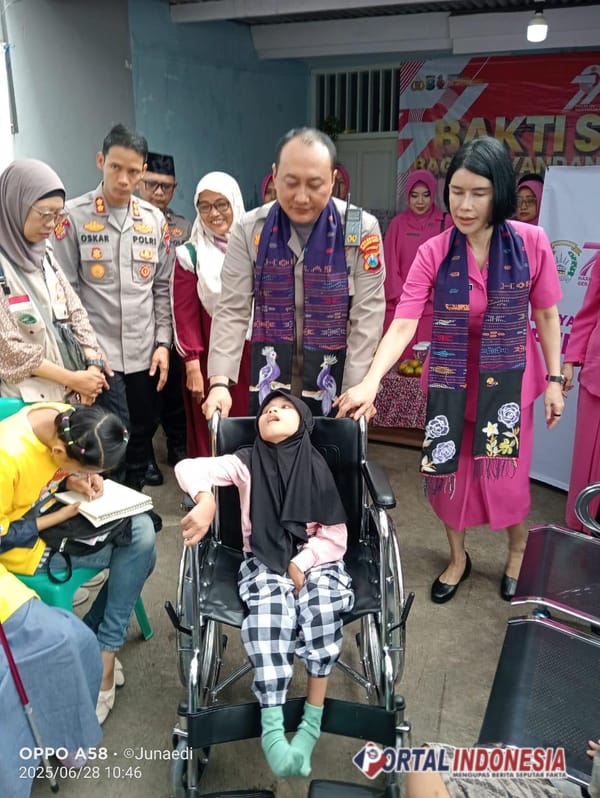 Kapolresta Malang Kota Berbagi di Yayasan Anak Bangsa: Salurkan Kursi Roda dan Bingkisan