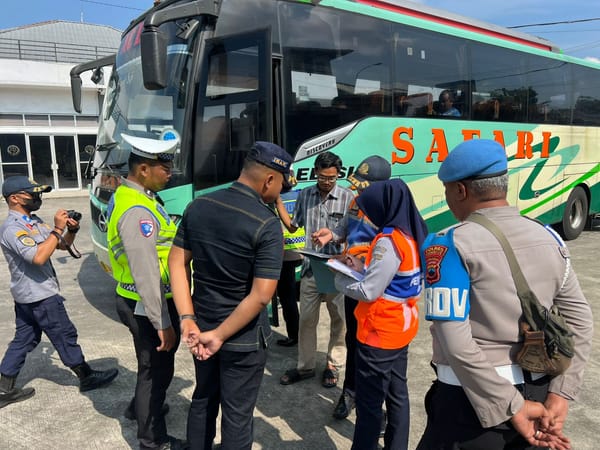 Satlantas Polres Semarang Periksa Kendaraan Lewat Ramcek Gabungan Ops Patuh Candi 2025