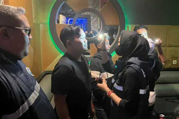 Cegah Penyalahgunaan Narkoba, BNN Jateng Gelar Razia di 8 Tempat Hiburan Malam Semarang