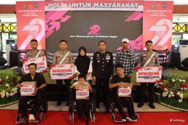 Polres Tegal Serahkan Kursi Roda untuk Penyandang Disabilitas di Hari Bhayangkara ke-79
