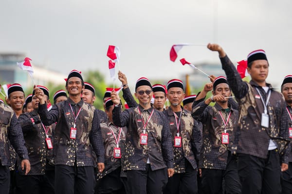 Bukti Polri Makin Dekat dengan Masyarakat, Komunitas Turut Meriahkan Defile HUT Bhayangkara ke-79