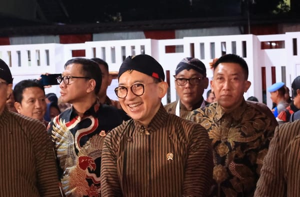Polri Dapat Penghargaan dari Menteri Kebudayaan atas Pelestarian Wayang Kulit
