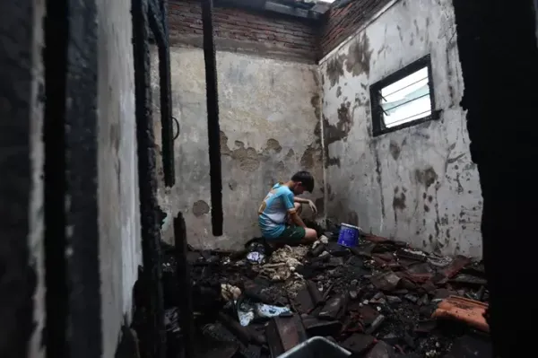 Kamar Pelajar di Ciptomulyo Ludes Terbakar, Api Mengamuk Selama 1,5 Jam
