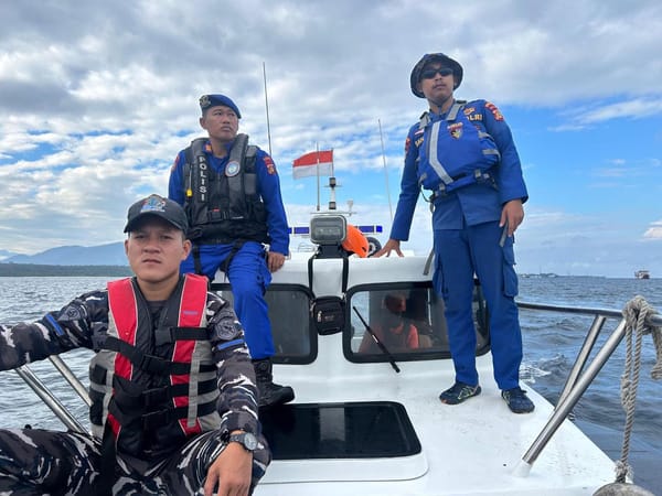 Hari Ke-4, Tim SAR Polda Bali Terus Lakukan Pencarian Korban KMP Tunu Pratama Jaya