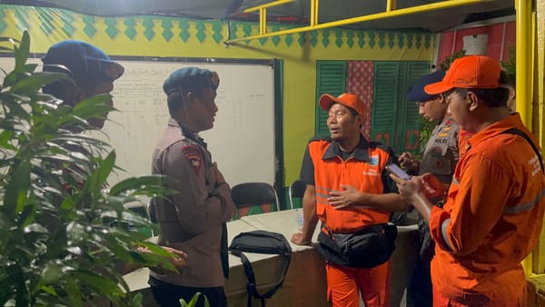 Polda Metro Jaya Masih Siaga Meski Banjir Berangsur Surut