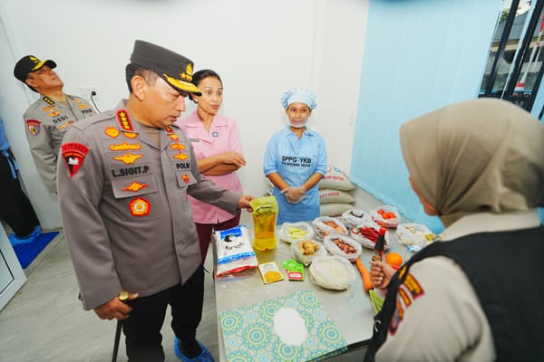 Kapolri Tinjau SPPG Polrestabes Medan, Pastikan Implementasi Program MBG Berjalan Optimal