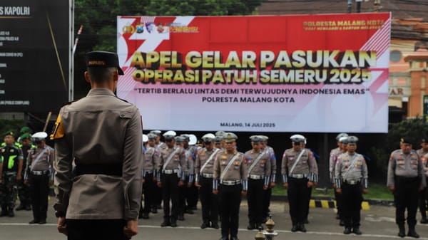 Tingkatkan Kesadaran Pengendara, Polresta Malang Kota Gelar Operasi Patuh Semeru 2025