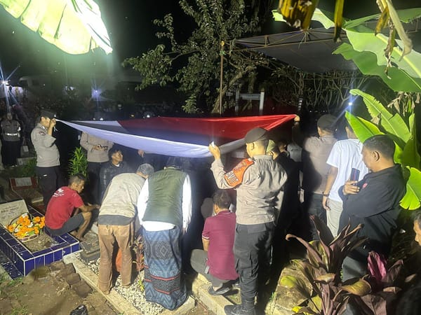 Pengabdian Tanpa Batas, Bripka Cecep Naik Pangkat Secara Anumerta
