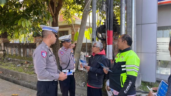 Operasi Patuh Agung 2025: Polisi Fokus Edukasi Tertib Berlalu Lintas di Jalan Raya