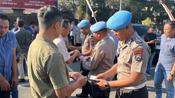 Ops Patuh Semeru: Propam Tegakkan Disiplin Internal Lewat Pemeriksaan Kendaraan