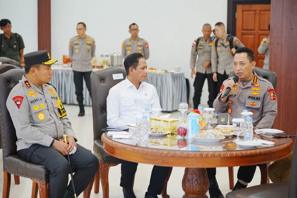 Kapolri Instruksikan Respons Cepat untuk Padamkan Titik Api Karhutla