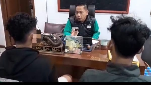 Viral Bawa Celurit, Dua Remaja Anggota Geng Bersenjata Diamankan di Kudus