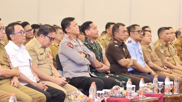 Pengukuhan FORCASI Kalteng, Kapolda Harap Camat Jadi Motor Pembangunan Menuju Indonesia Emas 2045