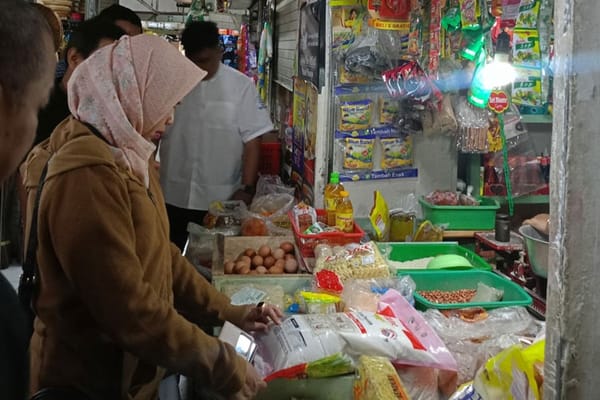 Beras Oplosan Ditemukan di Pasar dan Ritel Modern Kota Malang