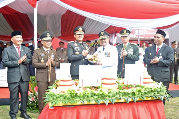 Pangdam IV/Diponegoro Hadiri Peringatan HUT Bhayangkara ke-79 di Mapolda Jateng