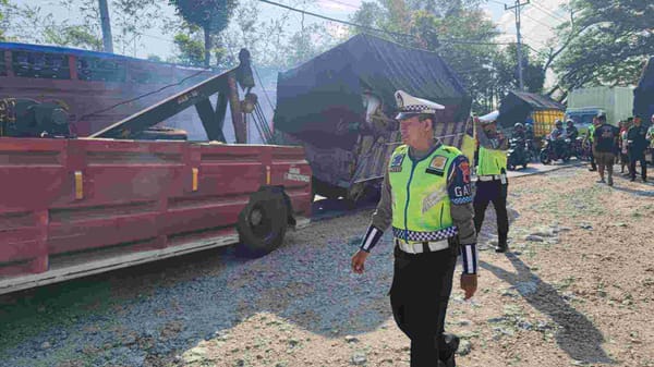 Kecelakaan Beruntun di Mayahan Grobogan, 2 Motor dan 2 Truk Terlibat