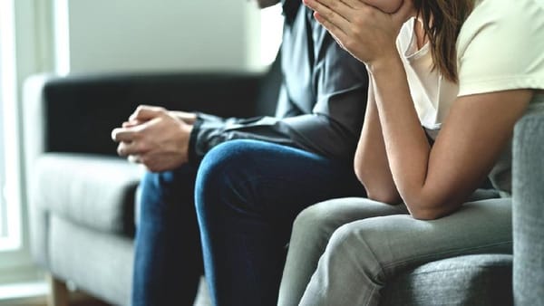 Heboh! Pasangan Selingkuh di Tegal Diarak Usai Kepergok Berduaan di Rumah