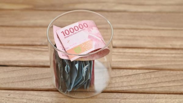 Warga Pati Geger, Uang Jutaan Rupiah Ditemukan Mengalir di Sungai