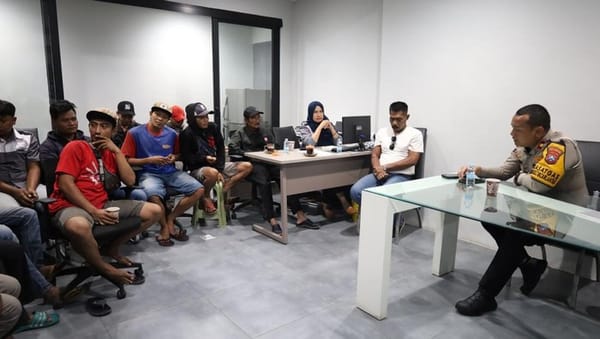 Satlantas Malang Ngopi Bareng Sopir, Sosialisasikan Operasi Patuh 2025