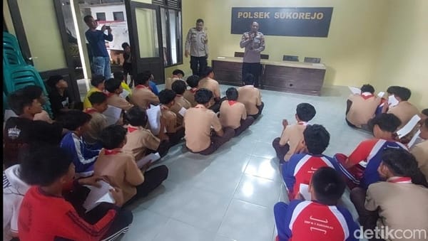 Baku Hantam di Kebun Cengkeh, 43 Pelajar Kendal Digiring ke Kantor Polisi