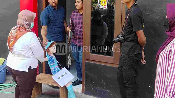 Belasan Adegan Diperagakan dalam Rekonstruksi Kasus Penganiayaan Bocah di Grobogan
