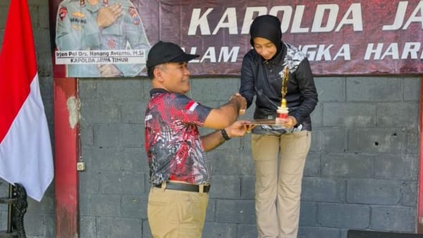 Prestasi Gemilang: Polwan Polresta Malang Kota Sabet Juara 2 Menembak di Kapolda Jatim Cup