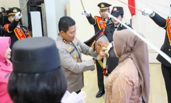 Wisuda Purnabakti 2025, Polda Jateng Lepas Personel Purna Tugas dengan Penuh Hormat