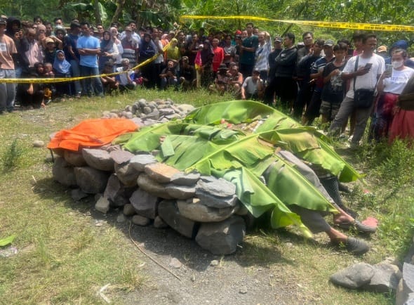 Suami Istri Ditemukan Tewas, Polres Pemalang Lakukan Olah TKP