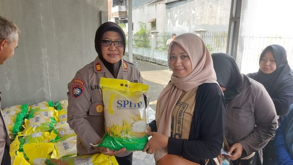 Polresta Malang Kota Salurkan 36 Ton Beras dalam Program Pangan Murah