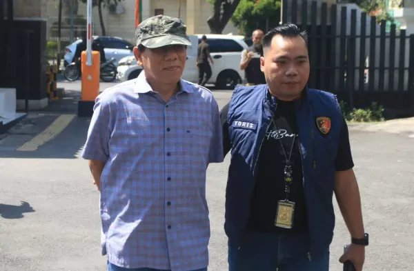 Tangan Terborgol, Bambang Raya Dilimpahkan ke Kejari Terkait Kasus Mansion Karaoke