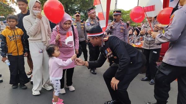 Gerakan Pangan Murah Polresta Diserbu Warga saat CFD di GOR Satria Banyumas