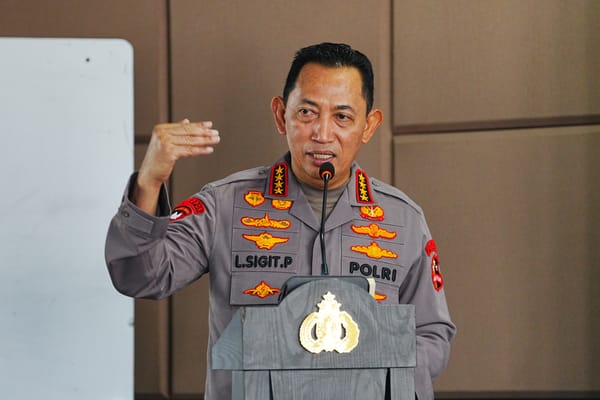 Kapolri Tinjau Karhutla di Kalbar: Jumlah Titik Api Alami Penurunan