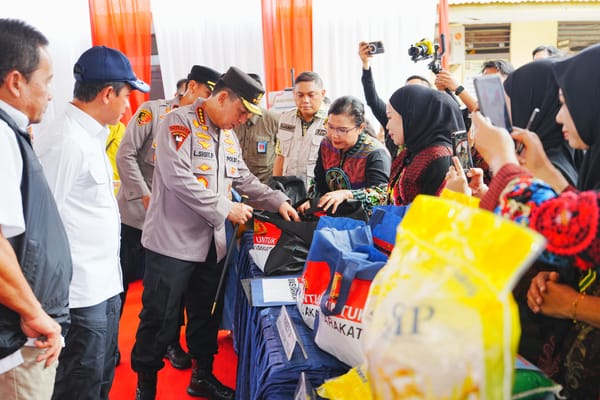 Dukung Ketahanan Pangan, Kapolri Tinjau GPM dan Distribusi 310,25 Ton Beras di Kalbar