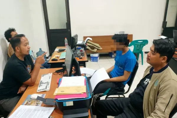 Dua Pengedar Narkoba Diciduk, Polisi Amankan 35,59 Gram Sabu