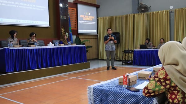 Stop Kekerasan! Polwan Malang Kota Edukasi Perempuan lewat “Rise and Speak”