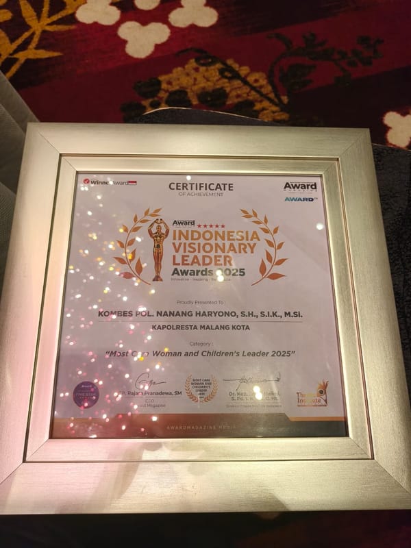 Penerima Award 2025: Kombes Pol Nanang Haryono dan Tokoh Bisnis Kamboja-Malaysia