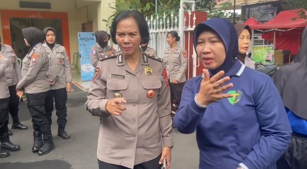 Bakti Kesehatan Polwan untuk Lansia Warnai HUT ke-77 Polwan