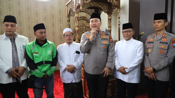 Kepolisian dan Komunitas Ojol di Malang Saling Doakan Almarhum Affan Kurniawan