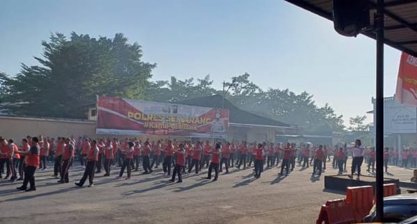 Semarak dan Ceria! Pejabat hingga Anggota Polres Semarang Meriahkan Lomba Kemerdekaan