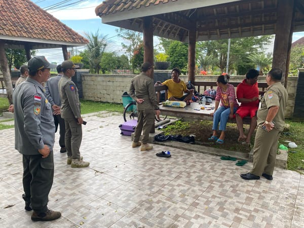 Jemur Baju di Taman Marlin, Warga Diamankan Satpol PP Cilacap