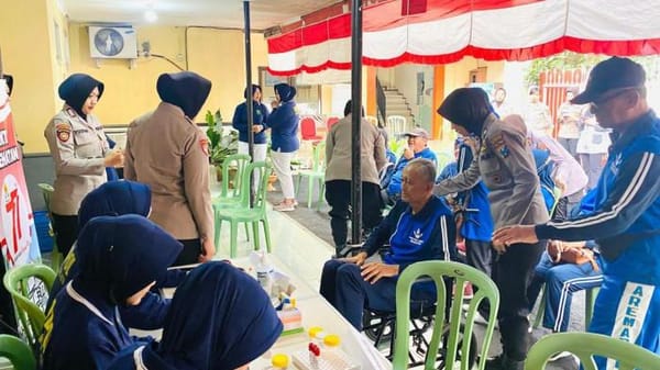 Polresta Malang Kota Gelar Baksos Kesehatan Gratis bagi Lansia Sambut HUT ke-77 Polwan