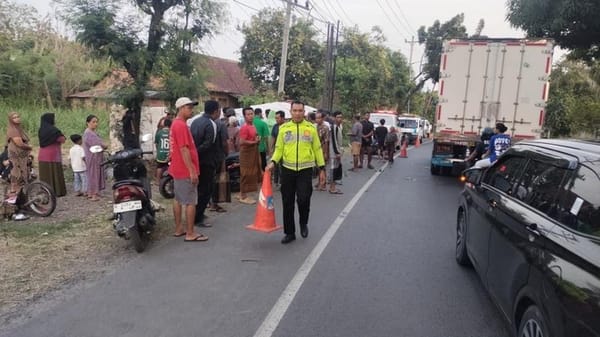 Kecelakaan Maut di Pantura Rembang, Seorang Petani Tewas Terlindas Truk Trailer
