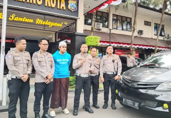 Gunakan Lampu Tidak Sesuai Spesifikasi, Mobil Viral Kena Tilang di Malang