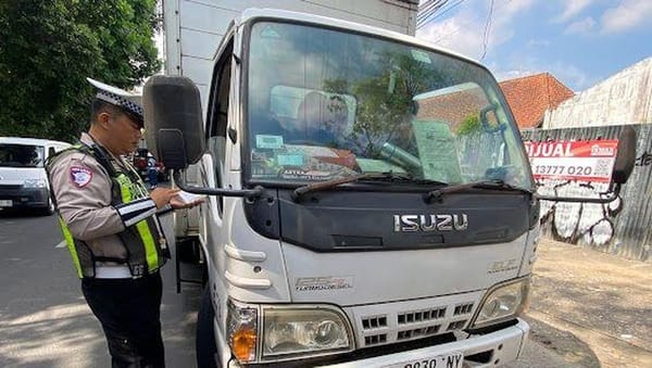 Dishub Malang Tindak Puluhan Angkutan dengan KIR Kedaluwarsa