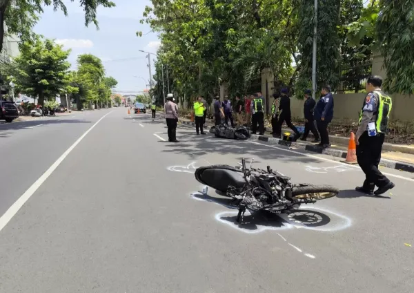 Tim TAA Polda Jateng Turun Tangan Olah TKP Kecelakaan Iko Juliant Junior di Jalan Veteran Semarang